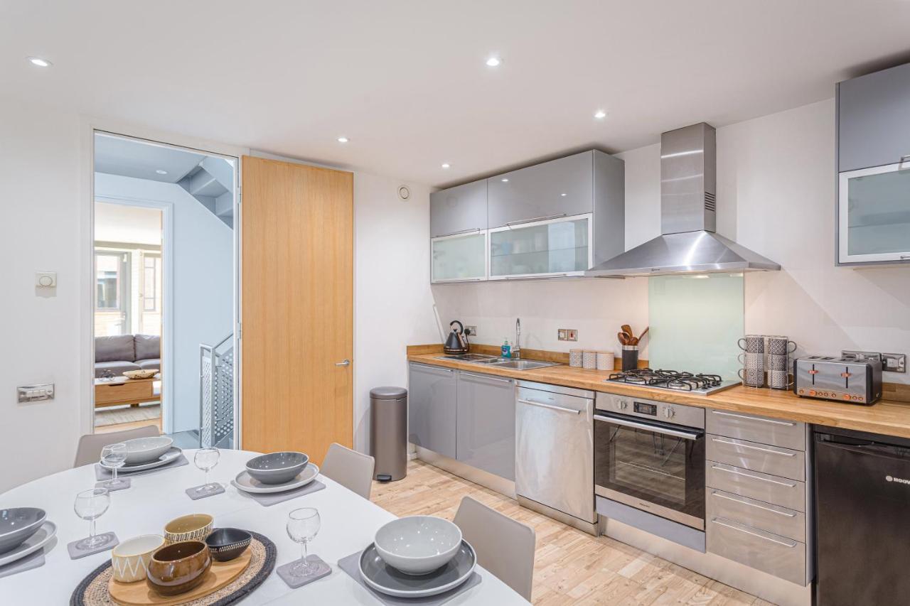 Exclusive Centre Townhouse With Parking * Cambridge (Cambridgeshire)