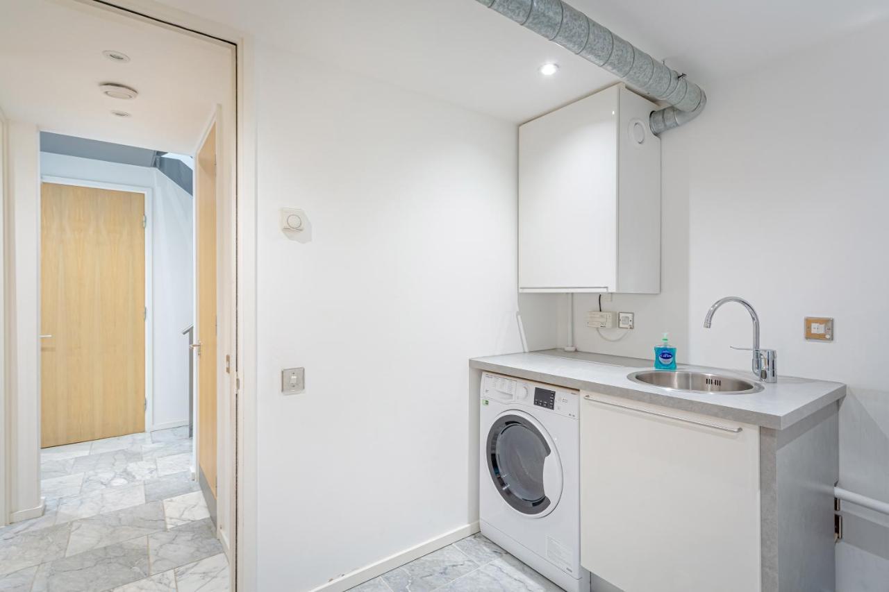 Exclusive Centre Townhouse With Parking * Cambridge (Cambridgeshire)