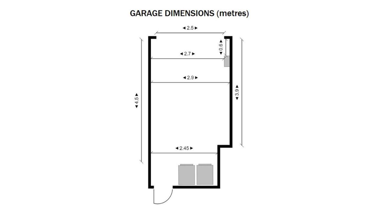 Exclusive Centre Townhouse With Parking